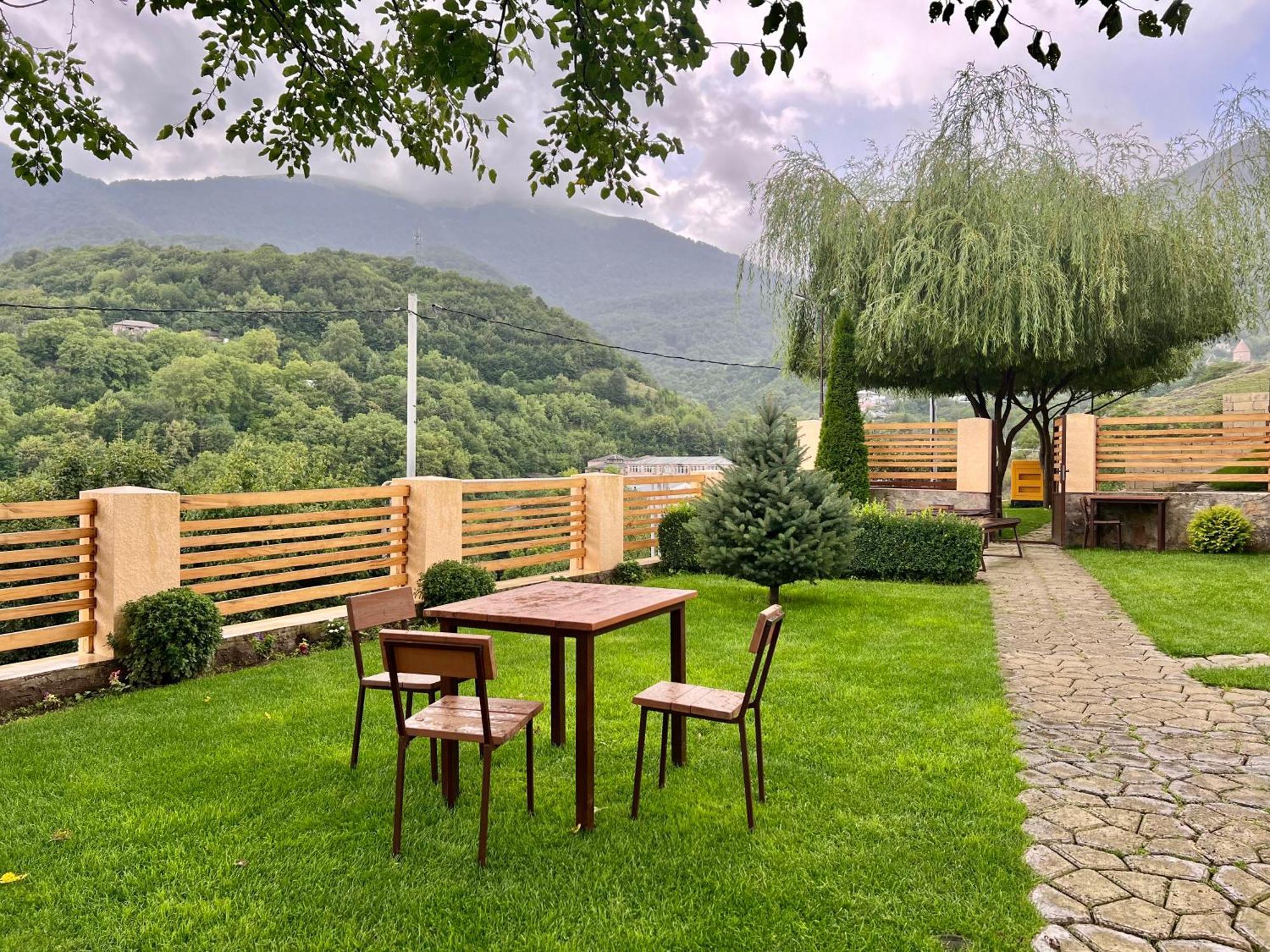 Dilivita Rest House Dilisan Kültér fotó