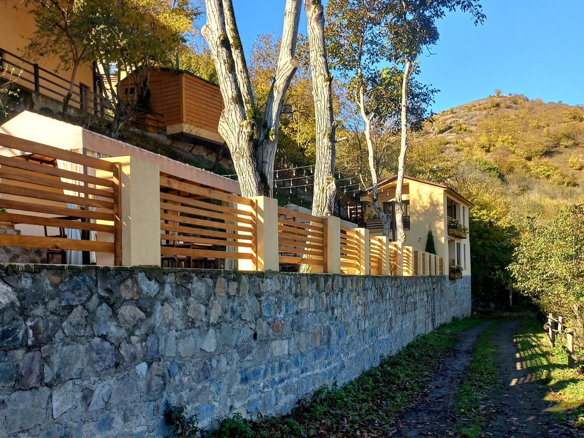 Dilivita Rest House Dilisan Kültér fotó