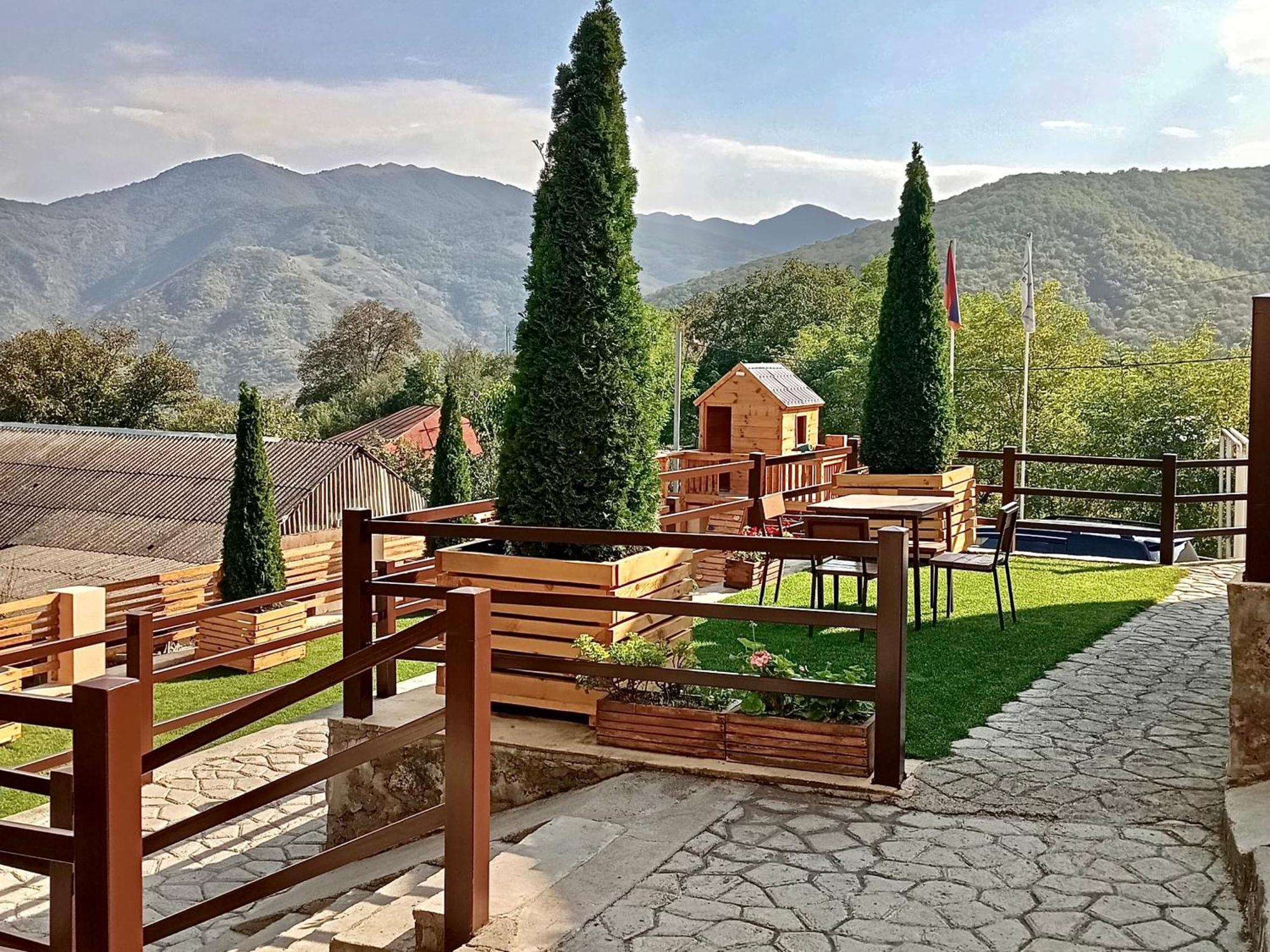 Dilivita Rest House Dilisan Kültér fotó